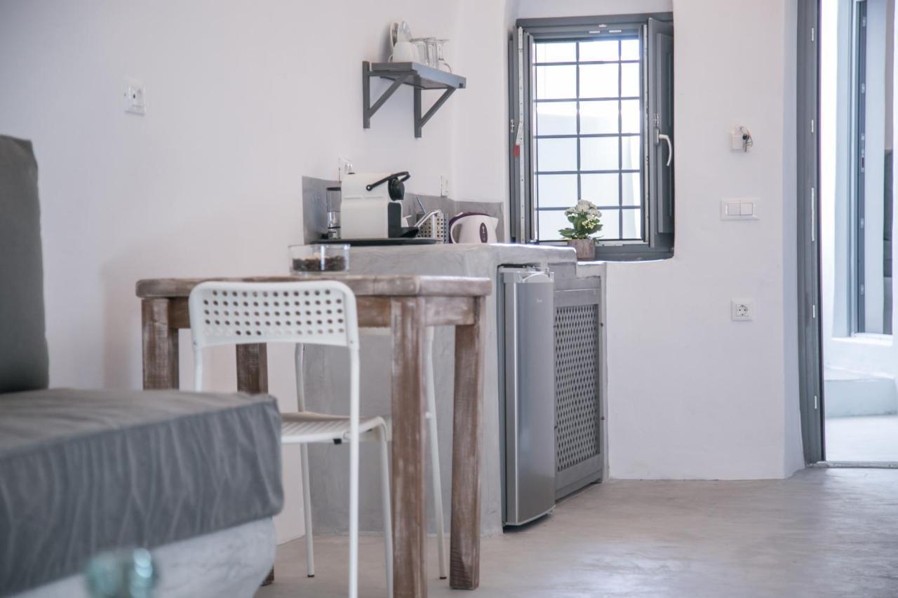 Theodora Suites (Adults Only) Oía Dış mekan fotoğraf