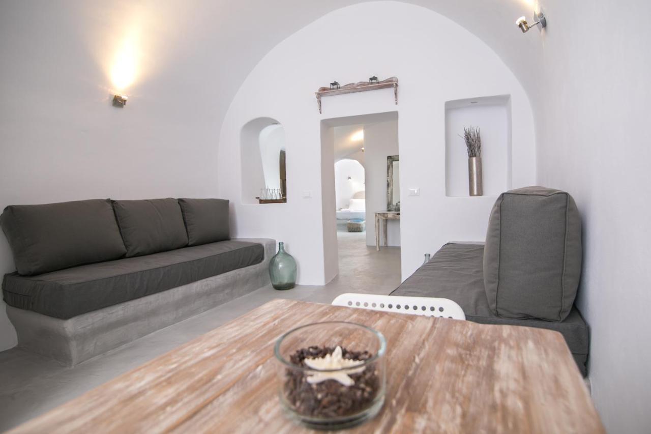 Theodora Suites (Adults Only) Oía Dış mekan fotoğraf