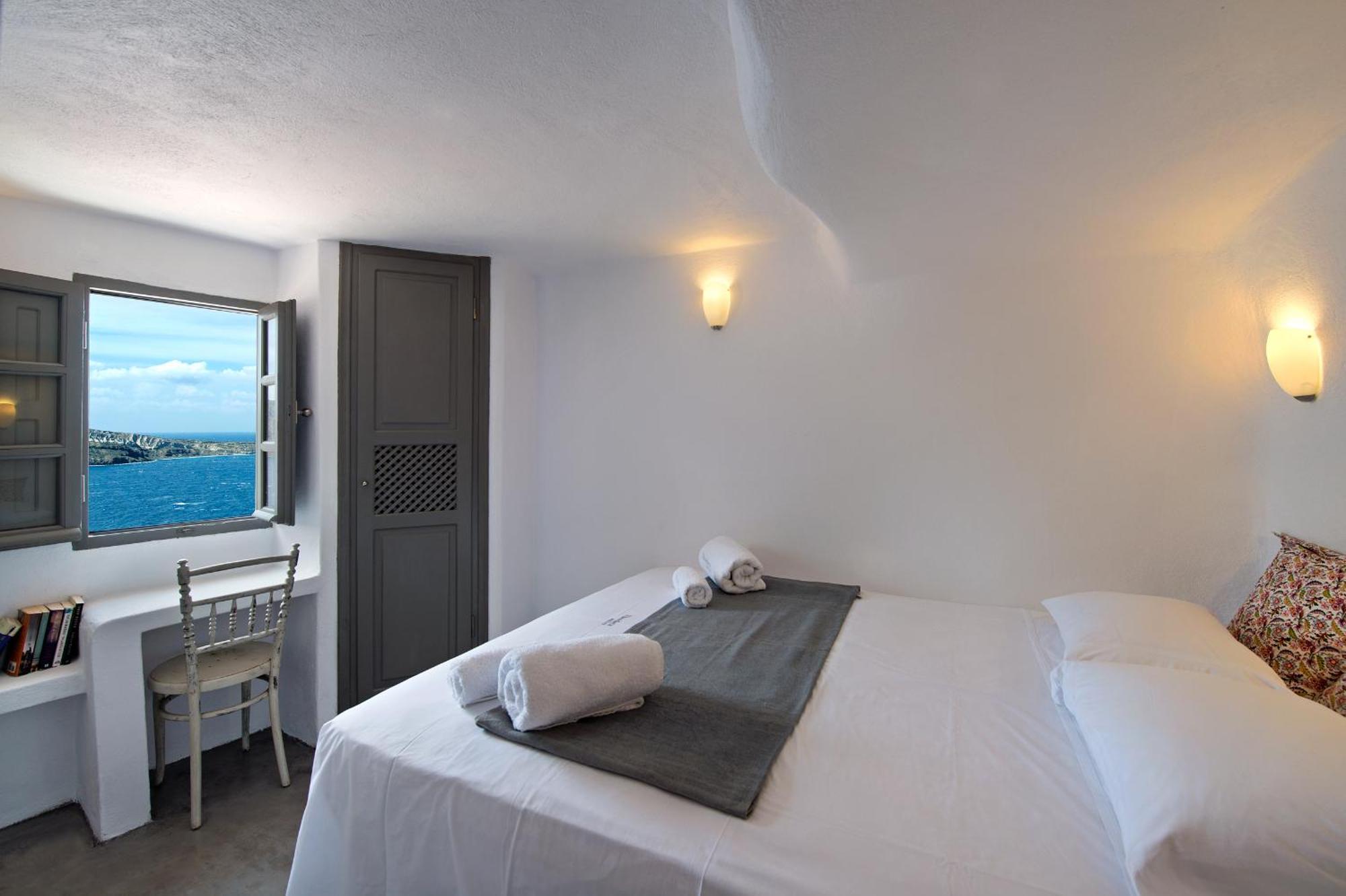 Theodora Suites (Adults Only) Oía Dış mekan fotoğraf