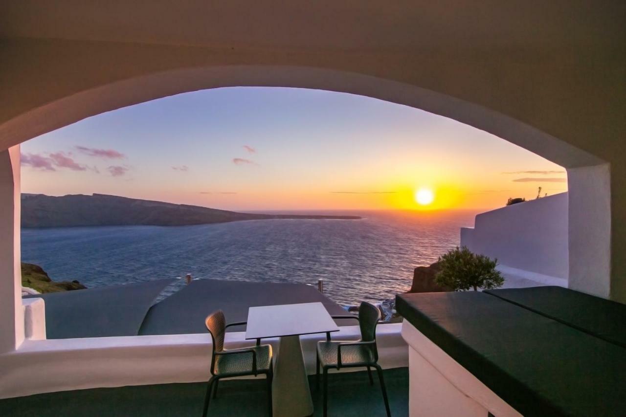 Theodora Suites (Adults Only) Oía Dış mekan fotoğraf