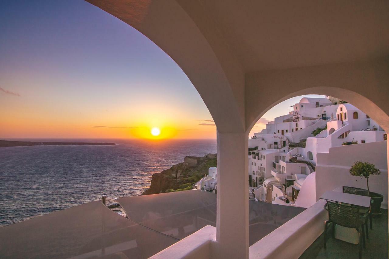 Theodora Suites (Adults Only) Oía Dış mekan fotoğraf