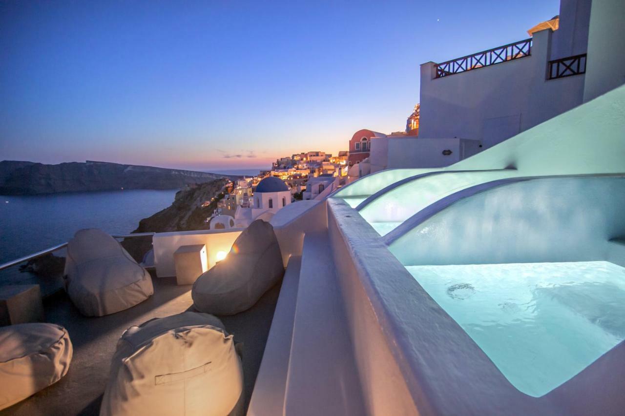 Theodora Suites (Adults Only) Oía Dış mekan fotoğraf